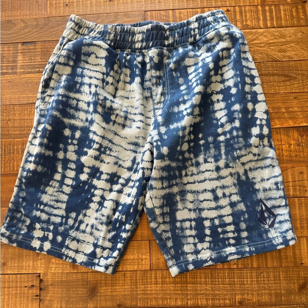 Men’s Volcom Medium sweat shorts. Worn once